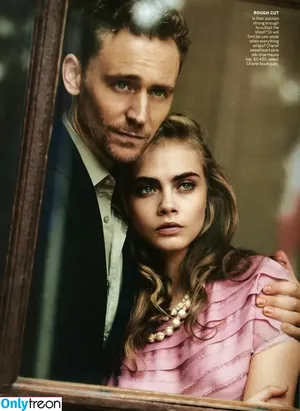 Cara Delevingne / caradelevingne nude photo #1155
