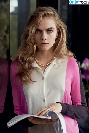 Cara Delevingne / caradelevingne nude photo #1157