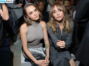 Cara Delevingne / caradelevingne nude photo #1204