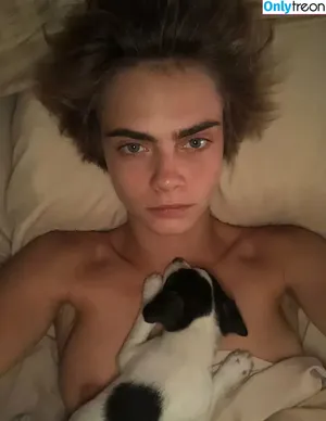 Cara Delevingne / caradelevingne nude photo #1249