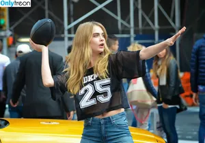 Cara Delevingne / caradelevingne nude photo #1504