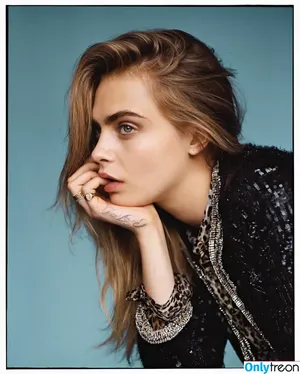Cara Delevingne / caradelevingne nude photo #1531