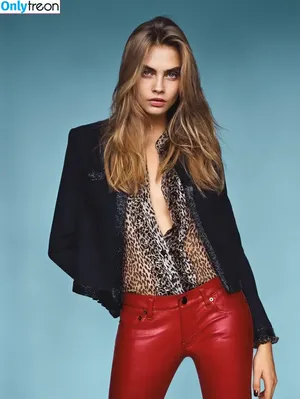 Cara Delevingne / caradelevingne nude photo #1535