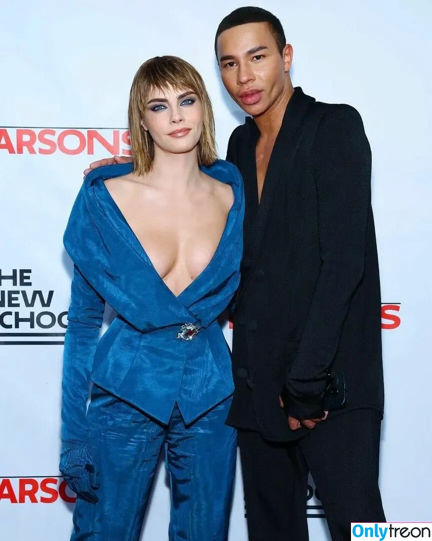 Cara Delevingne nude photo #1000 (caradelevingne)