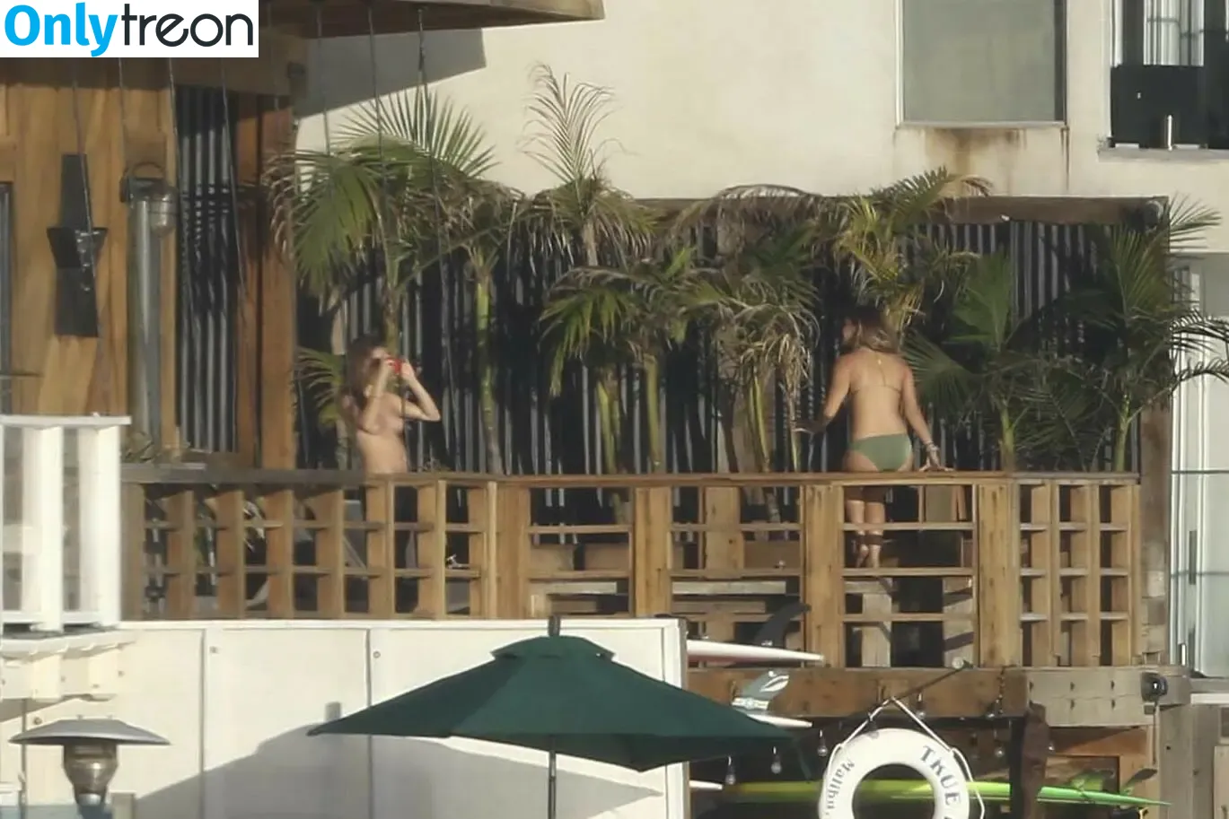 Cara Delevingne nude photo #1252 (caradelevingne)