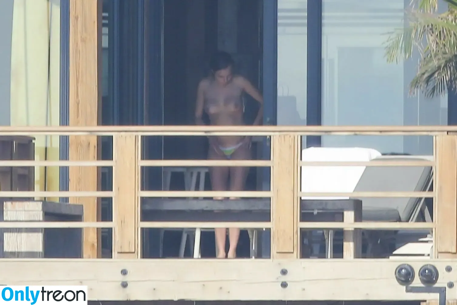 Cara Delevingne nude photo #1255 (caradelevingne)