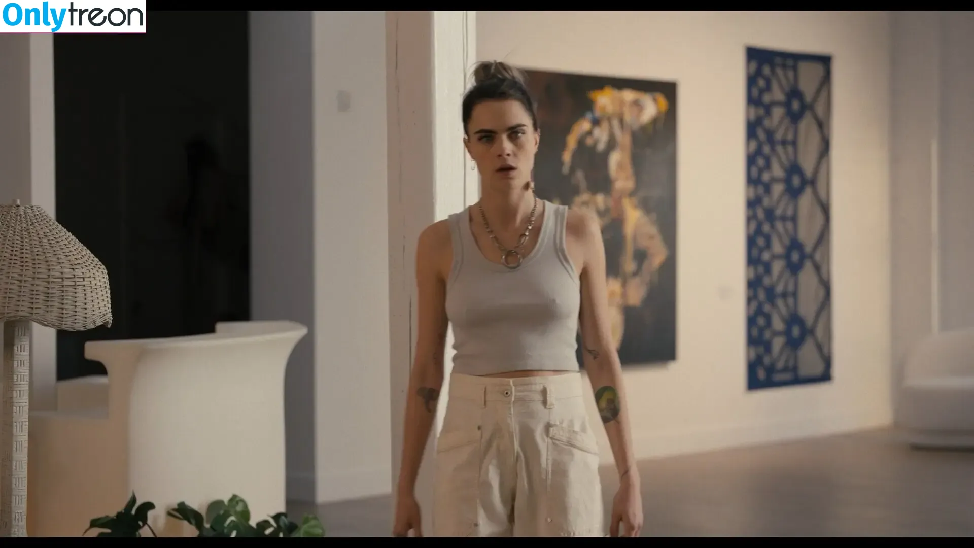 Cara Delevingne nude photo #1272 (caradelevingne)