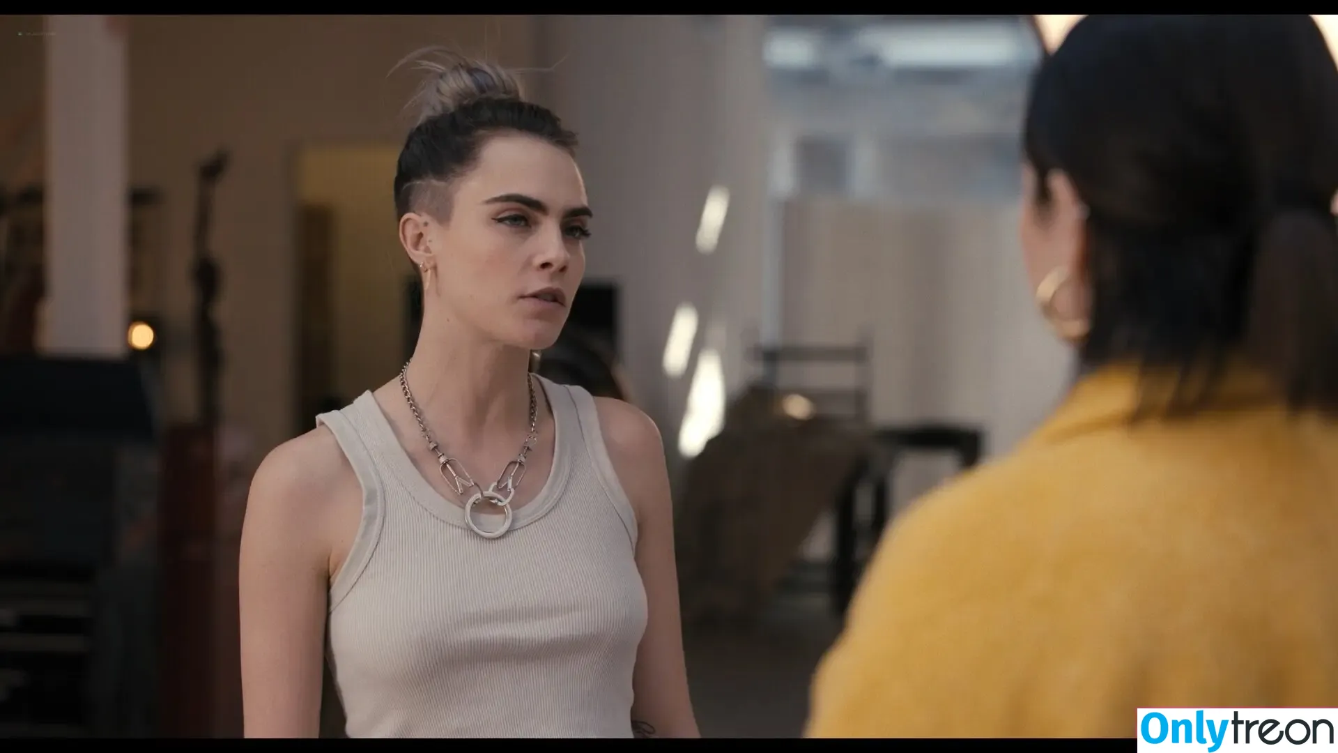 Cara Delevingne nude photo #1279 (caradelevingne)