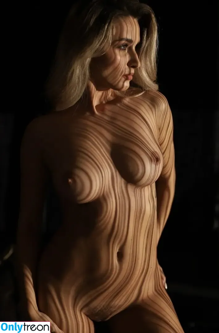 Cara Mell nude photo #0285 (cara_mell_model / im_your_supergirl / your_supergirl)