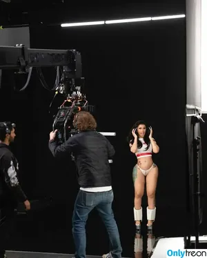 Cardi B / iamcardib nude photo #0380