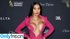Cardi B / iamcardib nude photo #0458