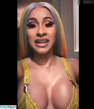 Cardi B / iamcardib nude photo #0468