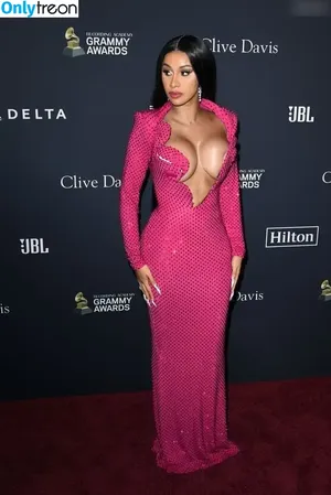 Cardi B / iamcardib nude photo #0471