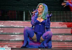 Cardi B / iamcardib nude photo #0473