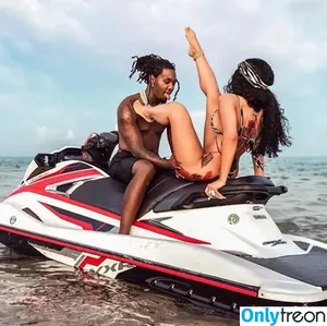 Cardi B / iamcardib nude photo #0572
