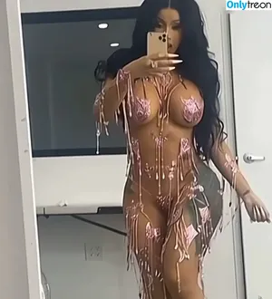Cardi B / iamcardib nude photo #0574