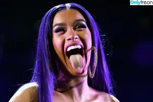 Cardi B / iamcardib nude photo #0597