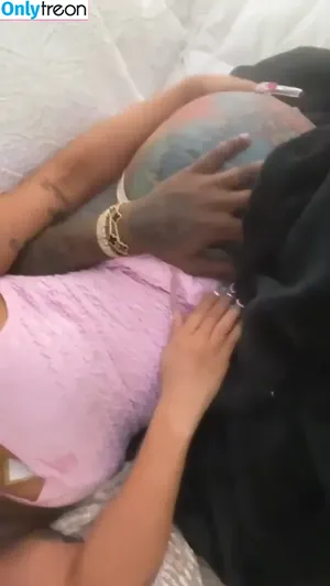 Cardi B / iamcardib nude photo #0617