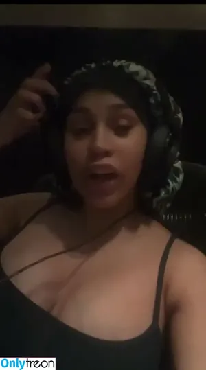 Cardi B / iamcardib nude photo #0689