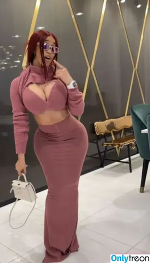 Cardi B / iamcardib nude photo #0709