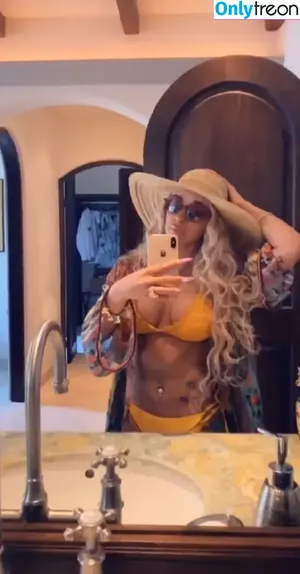 Cardi B / iamcardib nude photo #0747