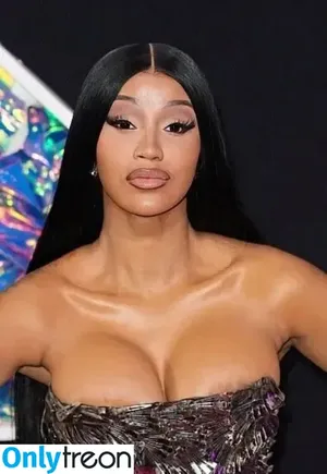 Cardi B / iamcardib nude photo #0794