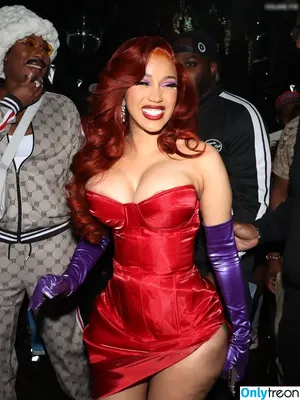 Cardi B / iamcardib nude photo #0816