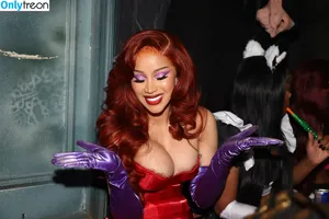 Cardi B / iamcardib nude photo #0825