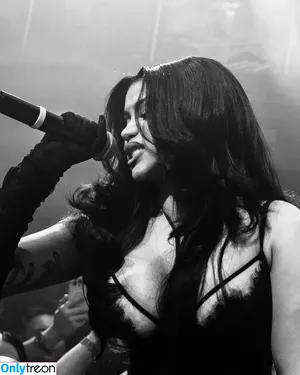 Cardi B / iamcardib nude photo #0846
