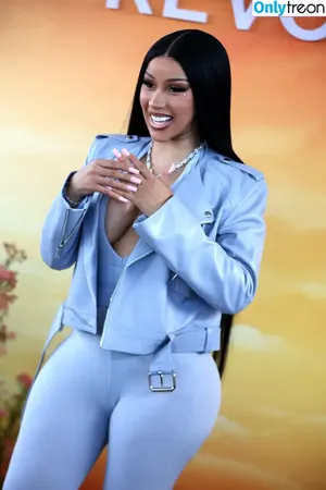 Cardi B / iamcardib nude photo #0991