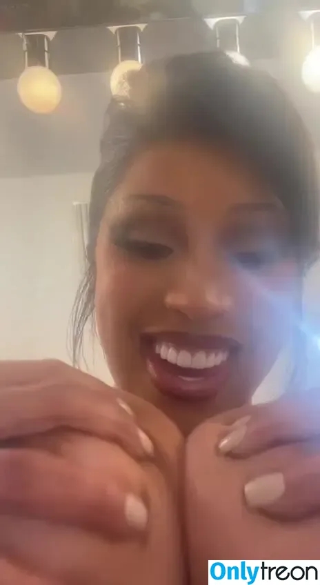 Cardi B nude photo #0373 (iamcardib)