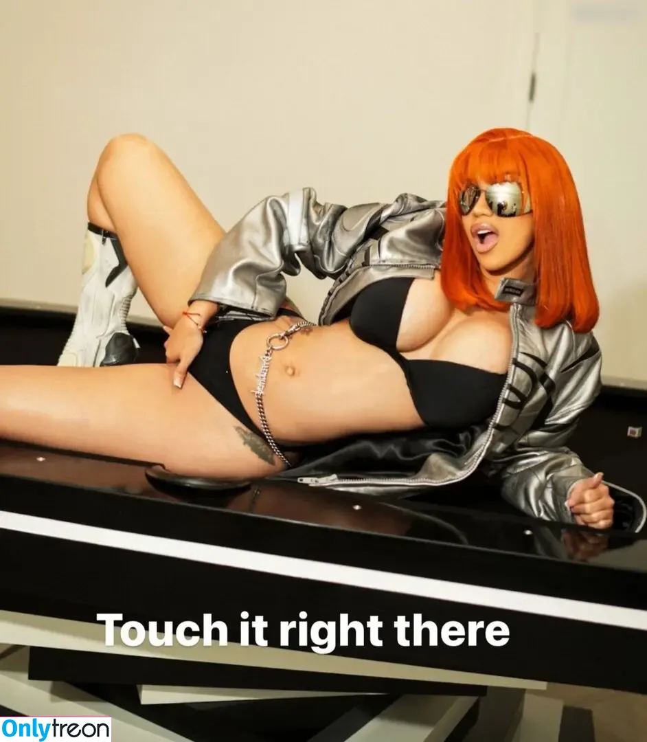 Cardi B nude photo #0550 (iamcardib)