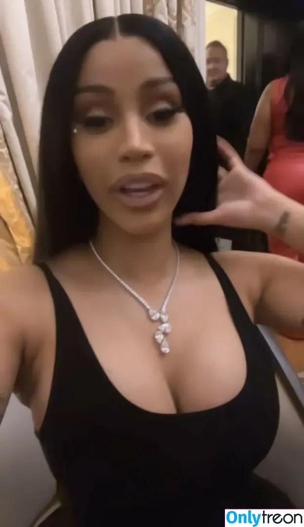 Cardi B nude photo #0686 (iamcardib)