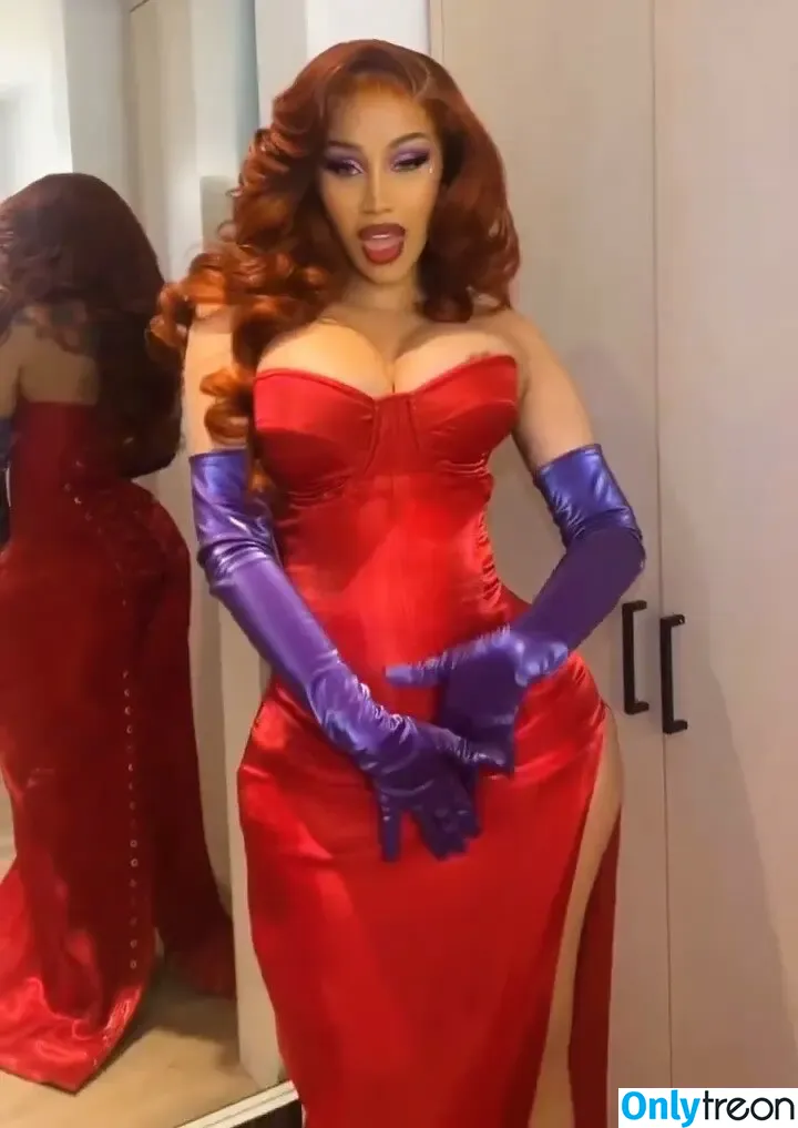 Cardi B nude photo #0801 (iamcardib)