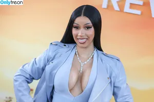 Cardi B / iamcardib nude photo #1000