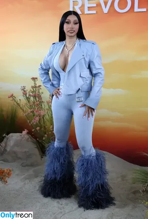 Cardi B / iamcardib nude photo #1011