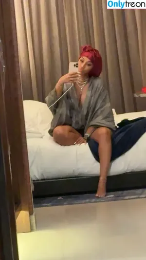 Cardi B / iamcardib nude photo #1089