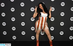 Cardi B / iamcardib nude photo #1100