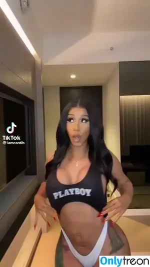 Cardi B / iamcardib nude photo #1107