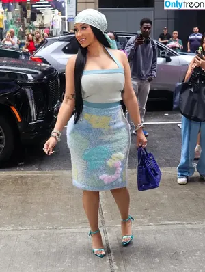 Cardi B / iamcardib nude photo #1111