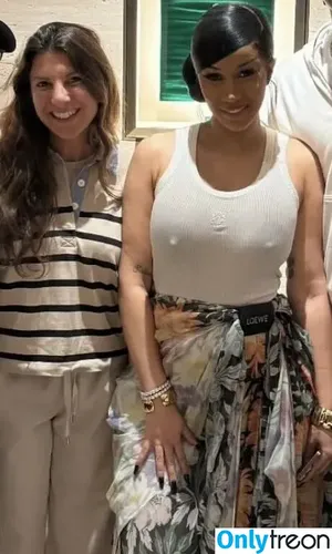 Cardi B / iamcardib nude photo #1127
