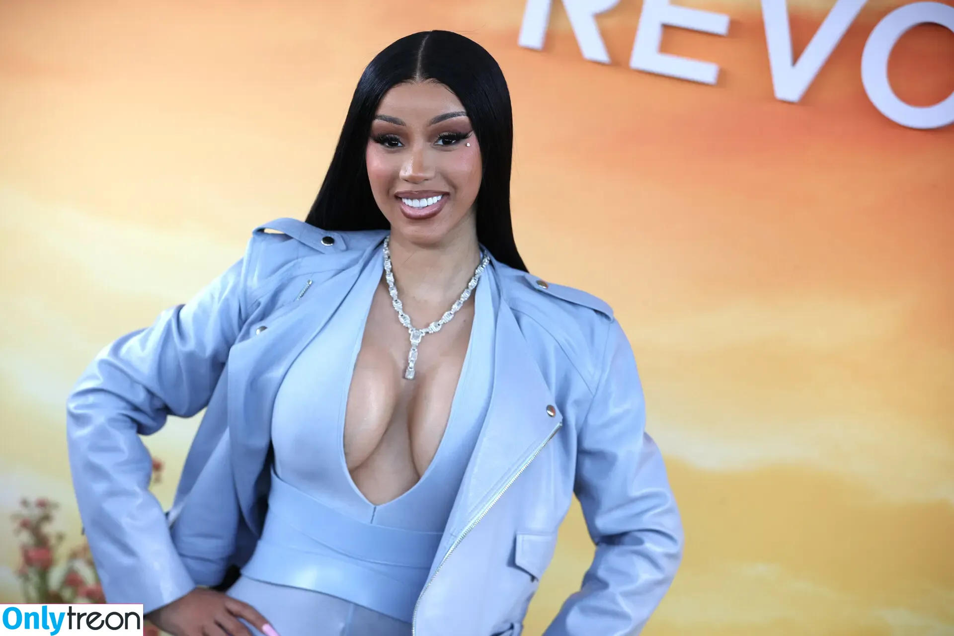 Cardi B nude photo #1001 (iamcardib)