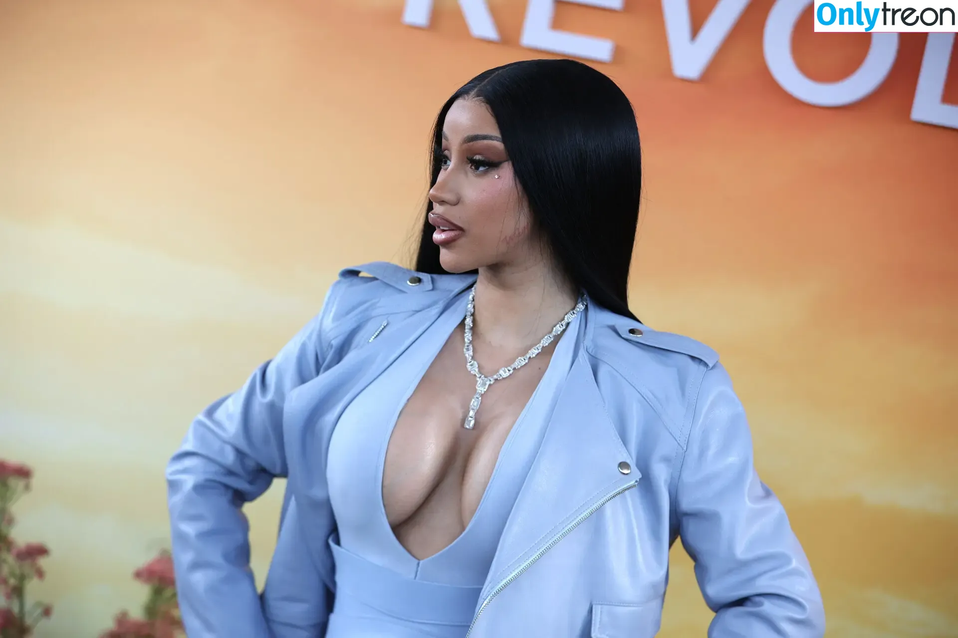 Cardi B nude photo #1004 (iamcardib)