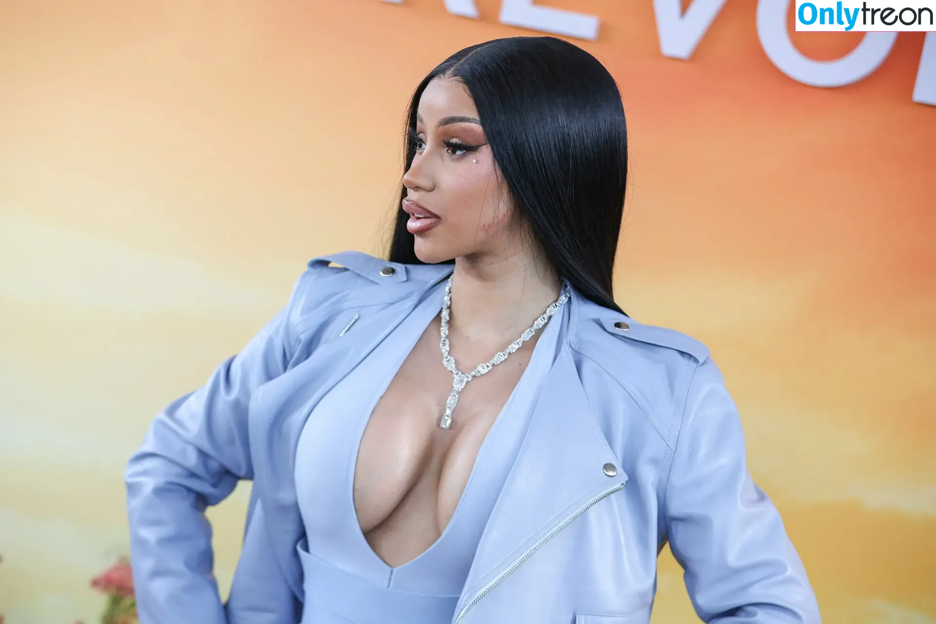 Cardi B nude photo #1005 (iamcardib)
