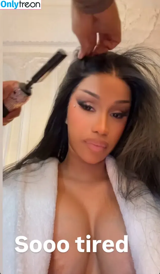 Cardi B nude photo #1132 (iamcardib)