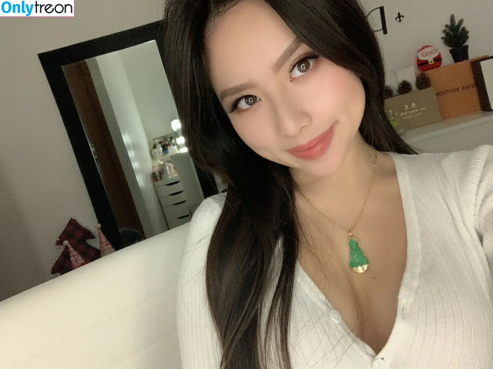Cari Do nude photo #0010 (Cari_do1 / sasssysiumai)