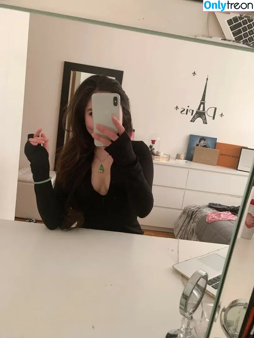 Cari Do nude photo #0019 (Cari_do1 / sasssysiumai)