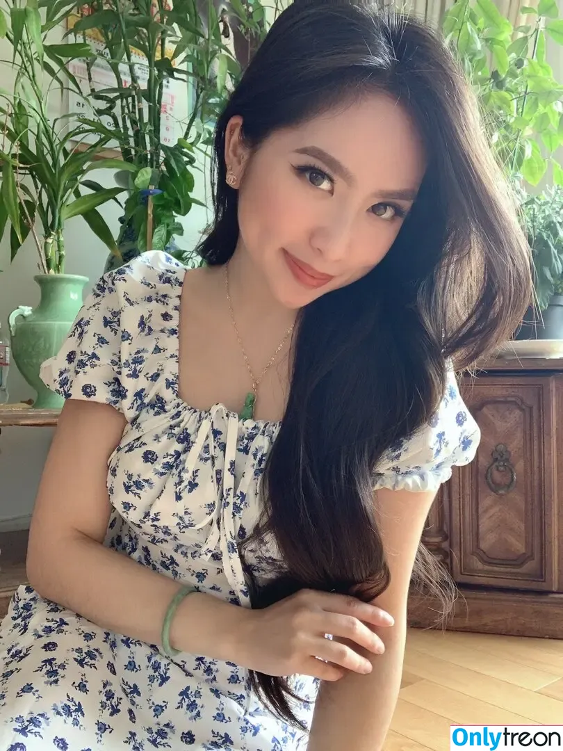 Cari Do nude photo #0030 (Cari_do1 / sasssysiumai)