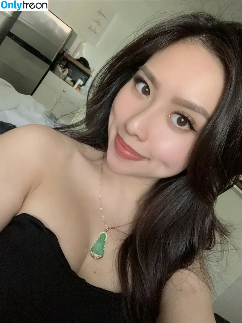 Cari Do nude photo #0031 (Cari_do1 / sasssysiumai)