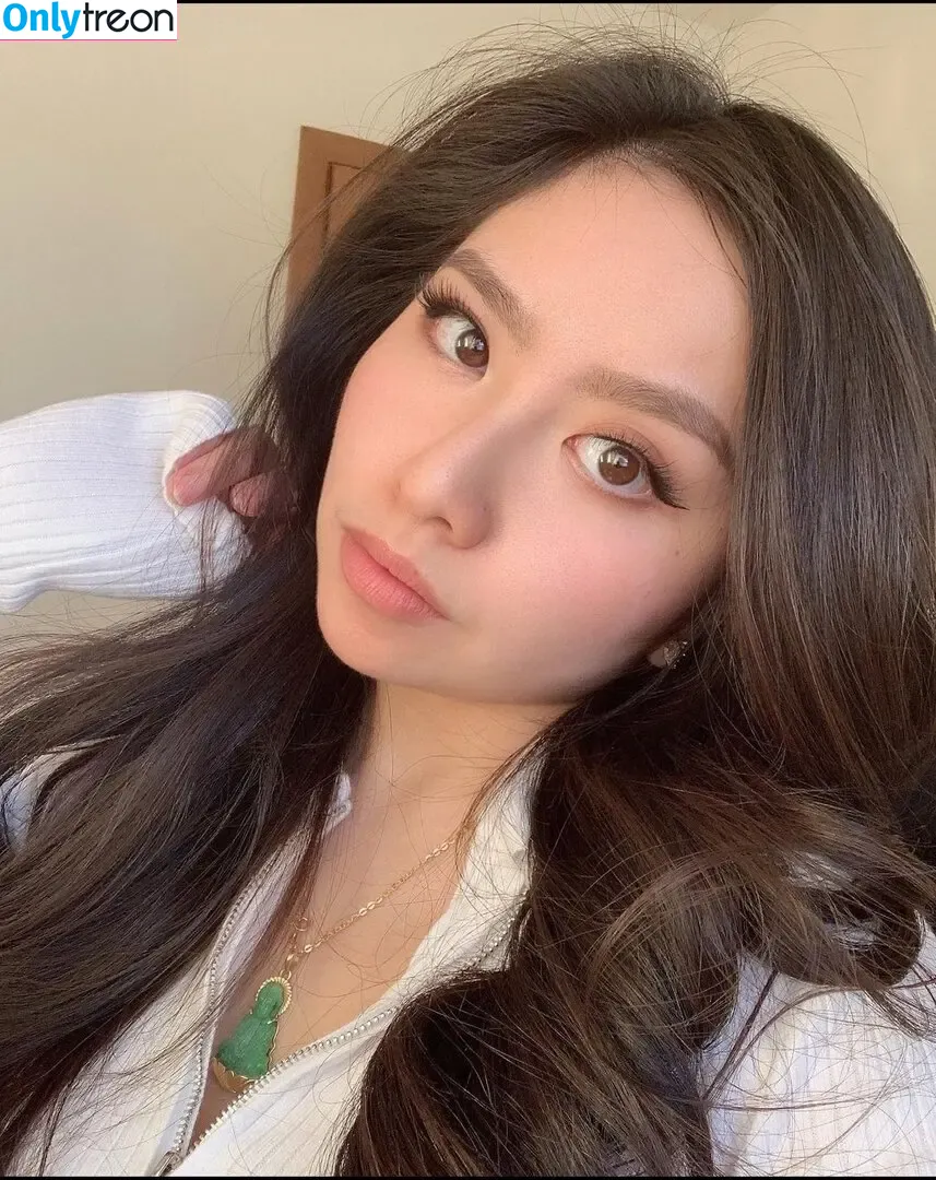 Cari Do nude photo #0033 (Cari_do1 / sasssysiumai)